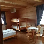 Проживание в семье Dworek Na Klinie *