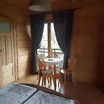 Dworek Na Klinie Проживание в семье *