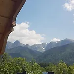 Dworek Na Klinie Проживание в семье *