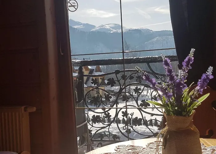 Dworek Na Klinie منزل للإقامة كوشتيليسكا